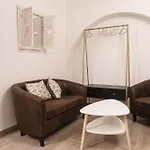 Appartamento Via Nilo 20 *