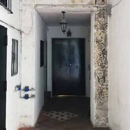 Via Nilo 20 * Naples