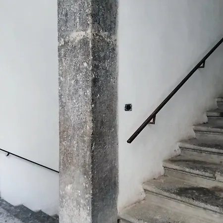 Via Nilo 20 *
